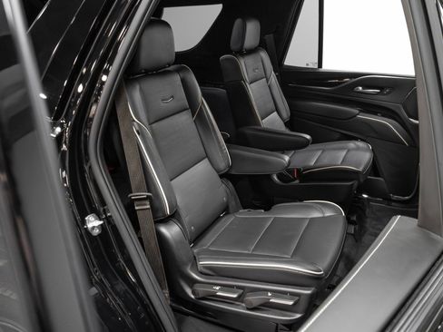 Used 2022 Cadillac Escalade Sport w/ Touring Package image 23