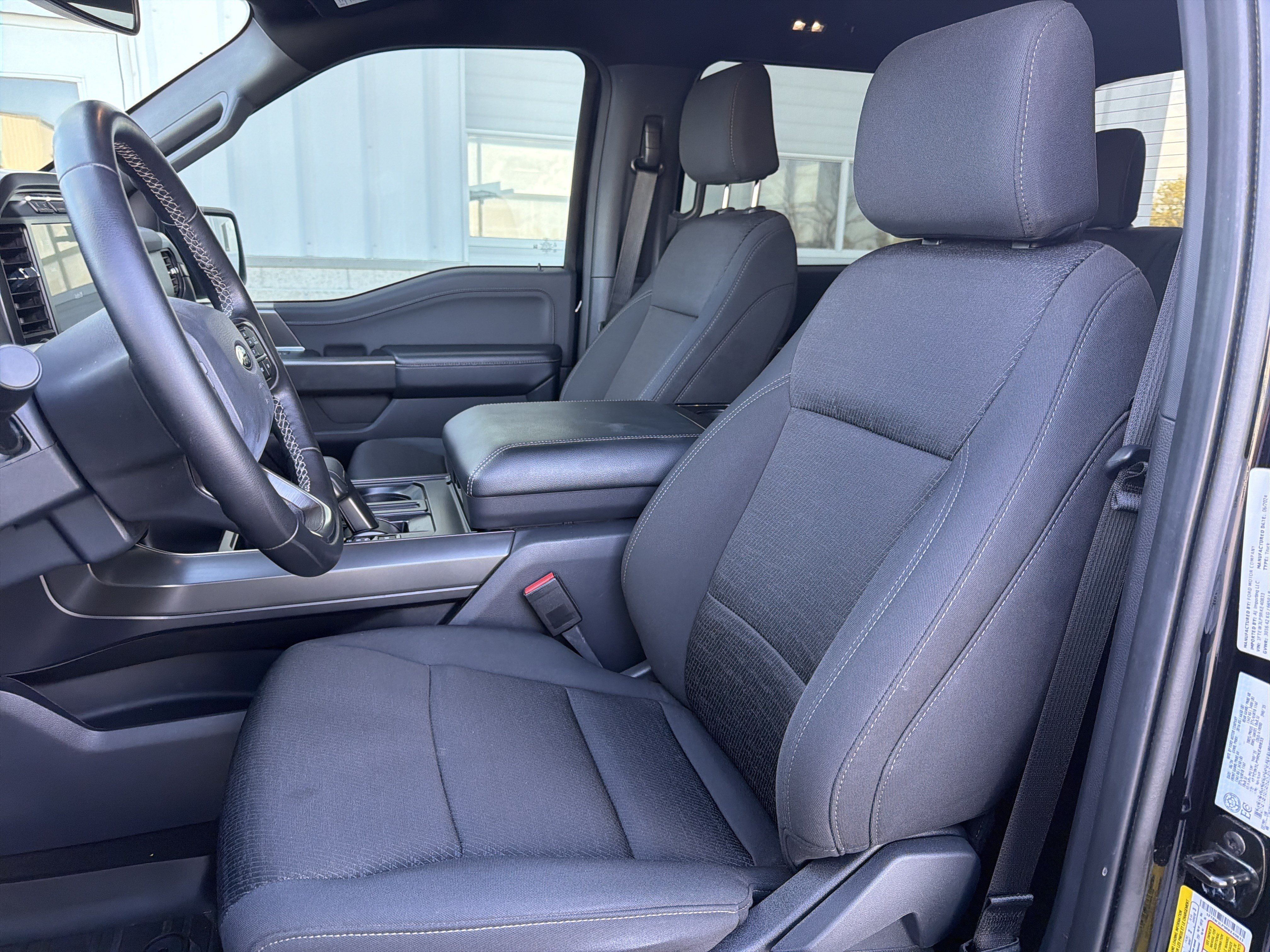 Used 2024 Ford F150 XLT w/ XLT Black Appearance Package AWD/4WD image 21
