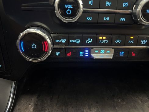 Used 2023 Ford F150 Lariat w/ Equipment Group 502A High AWD/4WD image 42