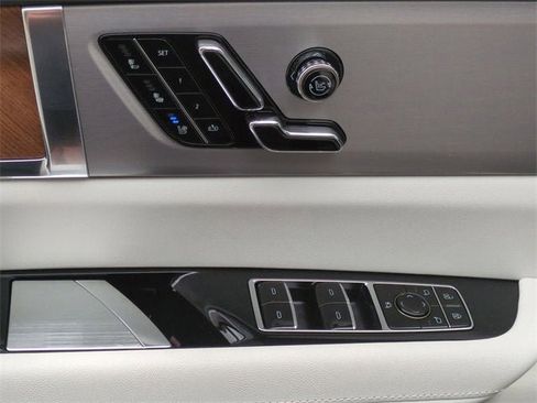 New 2026 Cadillac Vistiq Luxury image 24