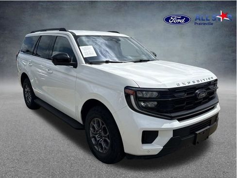 Used 2025 Ford Expedition Active RWD image 1