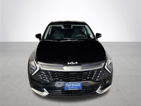 Certified 2023 Kia Sportage LX image 3