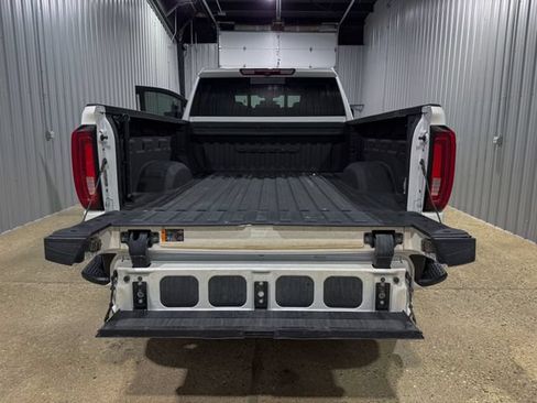 Used 2022 GMC Sierra 2500 Denali AWD/4WD image 5