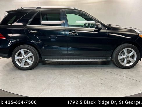 Used 2019 Mercedes-Benz GLE 400 4MATIC w/ Premium 1 Package image 6