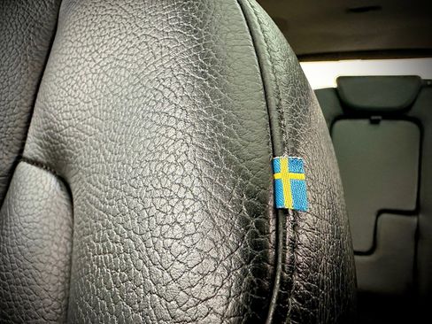 Used 2018 Volvo XC90 T6 Momentum w/ Convenience Package image 22