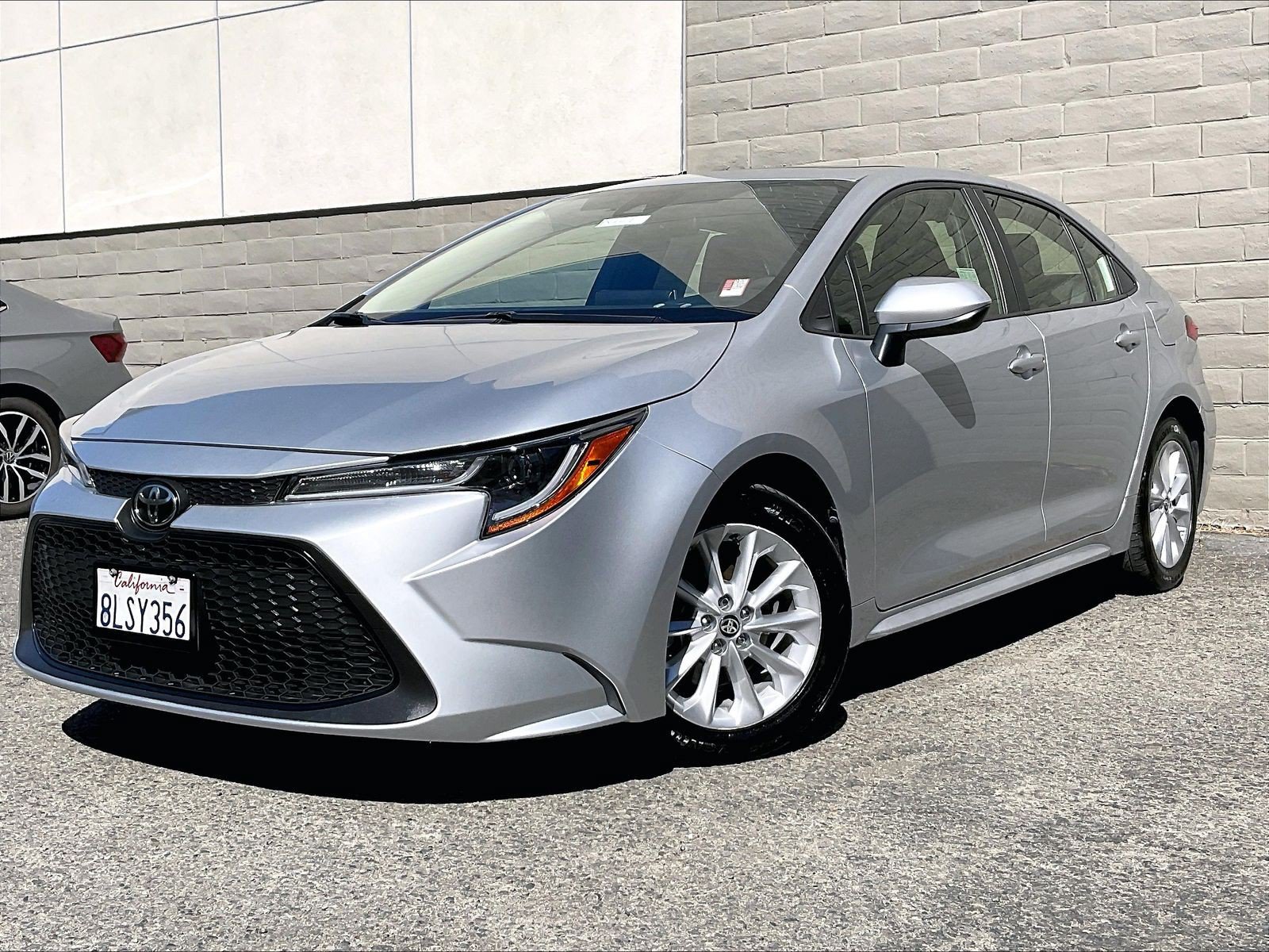 Used 2020 Toyota Corolla LE w/ LE Premium Package FWD image 12