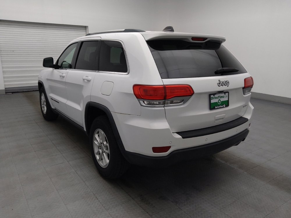 Used 2018 Jeep Grand Cherokee Laredo RWD image 5