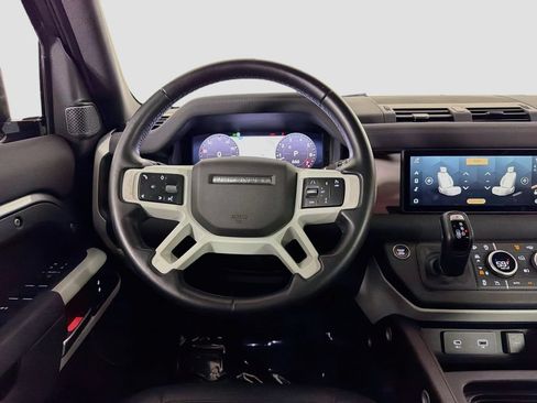 Used 2023 Land Rover Defender 110 SE AWD/4WD image 24