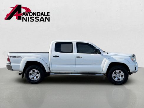Used 2015 Toyota Tacoma PreRunner w/ TRD Off-Road Package RWD image 8