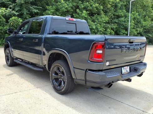 Used 2026 RAM 1500 Big Horn AWD/4WD image 5