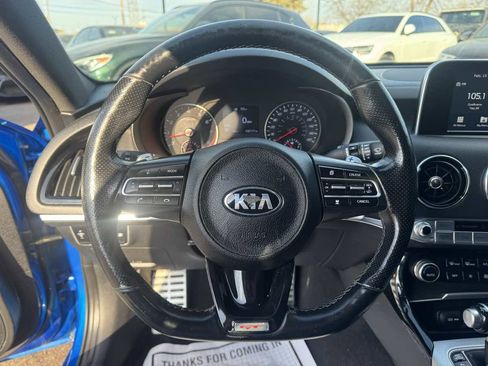 Used 2018 Kia Stinger GT image 12