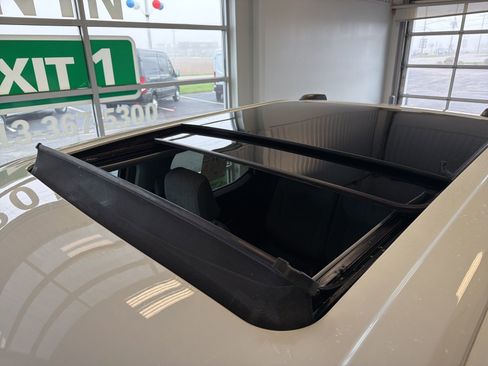 Used 2023 Ford F150 XLT w/ Equipment Group 302A High image 28