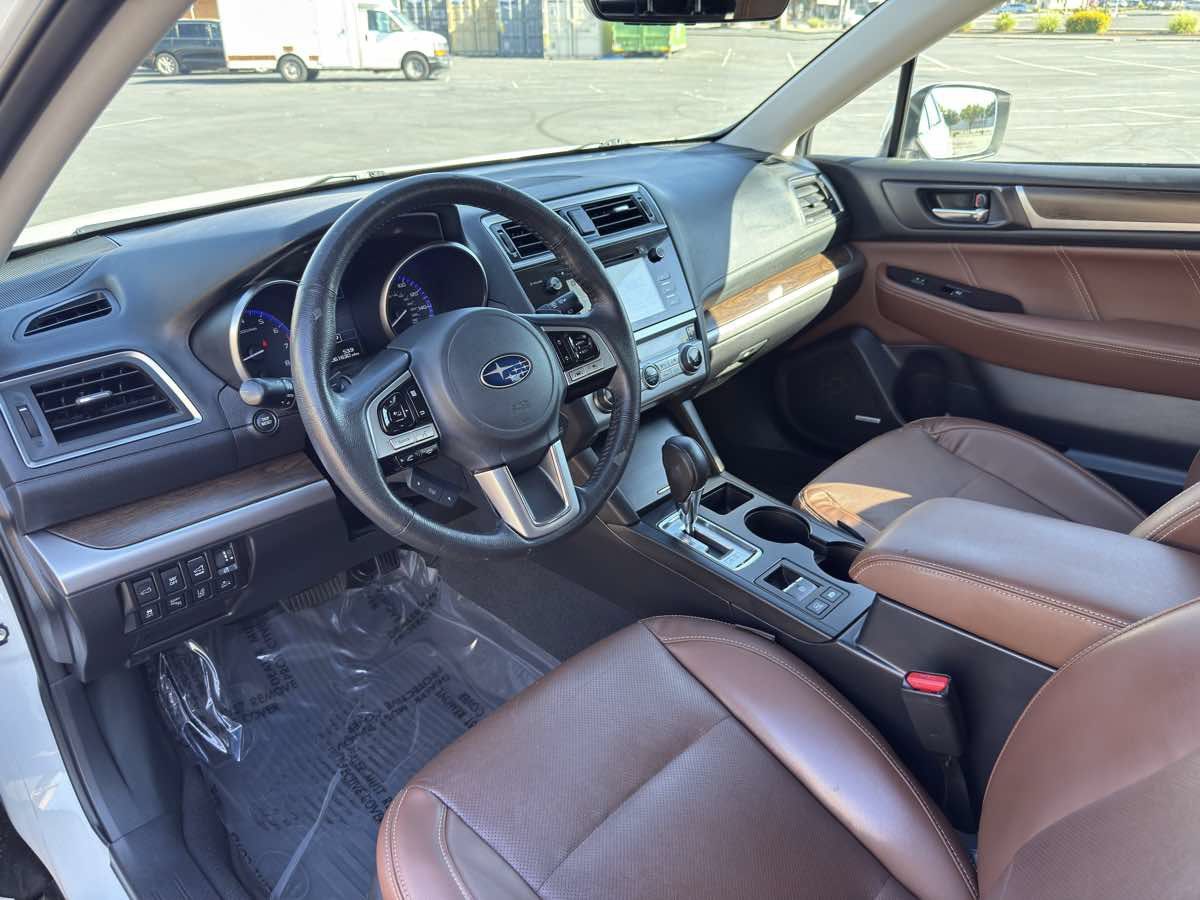 Used 2017 Subaru Outback 3.6R Touring w/ Popular Package #5A AWD/4WD image 15