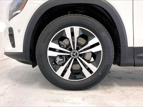 New 2026 Mercedes-Benz GLB 250 image 11