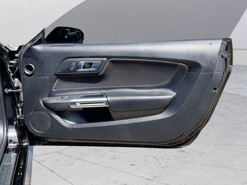 Used 2020 Ford Mustang GT RWD image 12