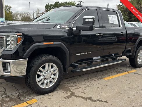 Used 2020 GMC Sierra 3500 SLT w/ SLT Premium Plus Package image 3