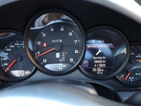 Used 2015 Porsche 911 Carrera GTS image 31