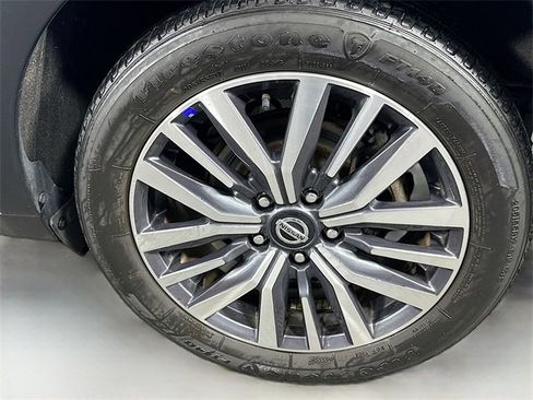 Used 2021 Nissan Kicks SV image 27