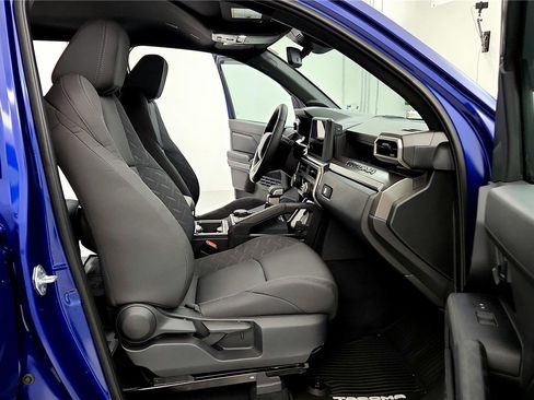 Certified 2024 Toyota Tacoma SR5 image 28