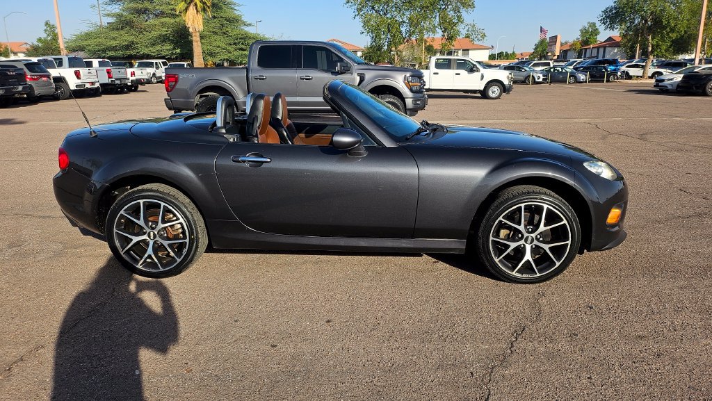 Used 2014 MAZDA MX-5 Miata Grand Touring w/ Appearance Package RWD image 3