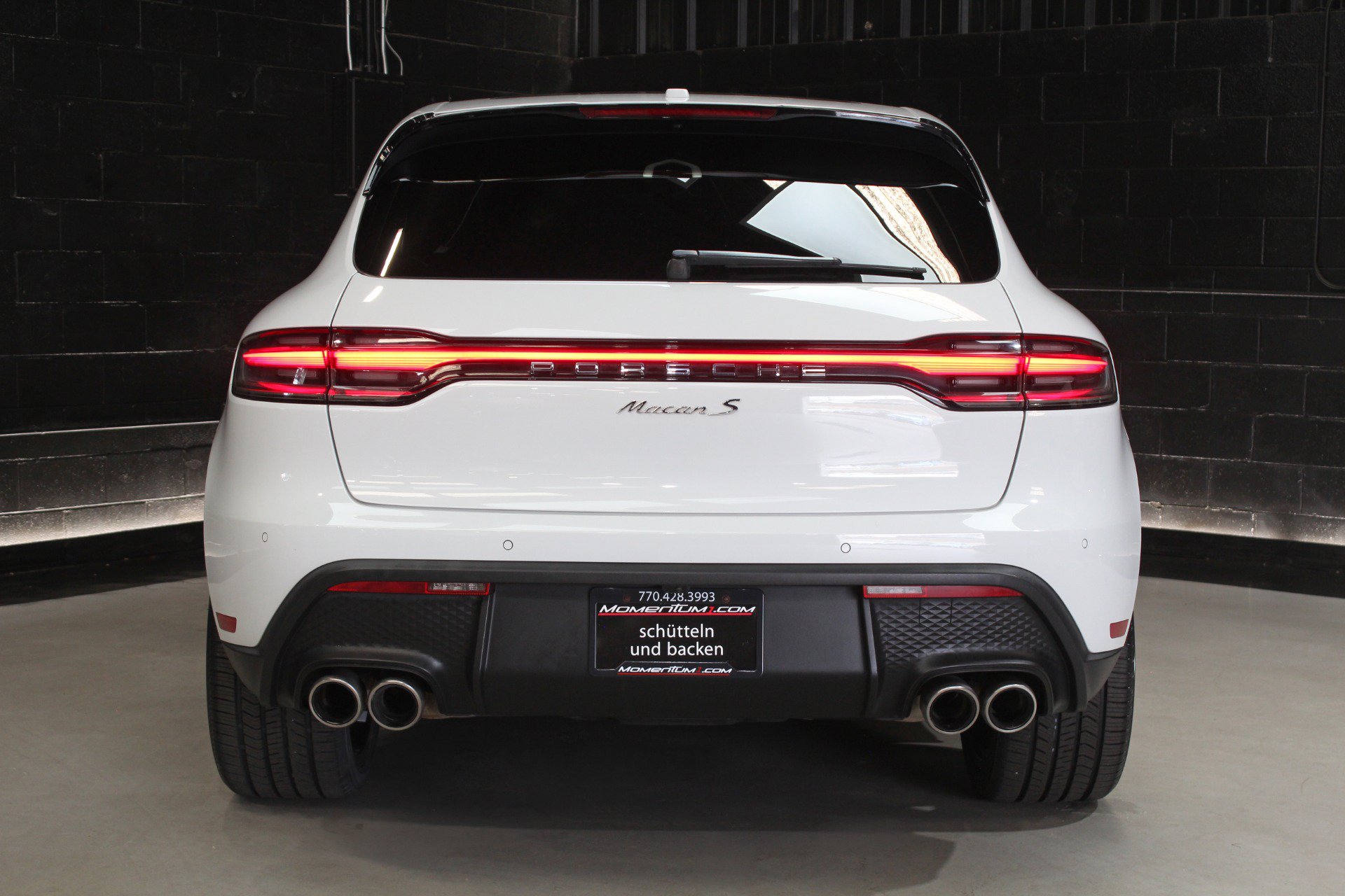 Used 2022 Porsche Macan S AWD/4WD image 17