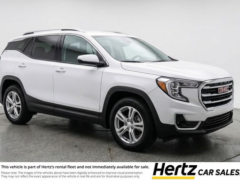 Used 2024 GMC Terrain SLE FWD image 1