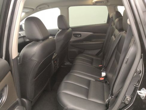 Used 2023 Nissan Murano SV image 17