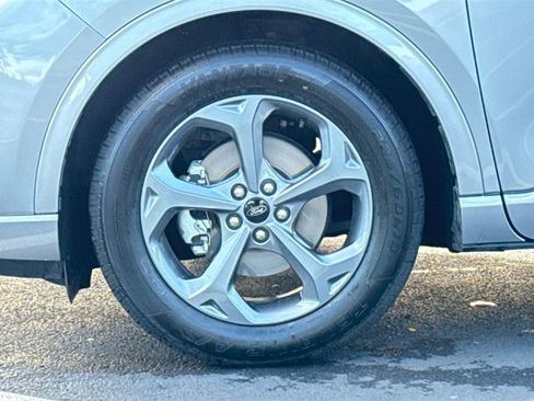 Used 2024 Ford Escape ST-Line image 12