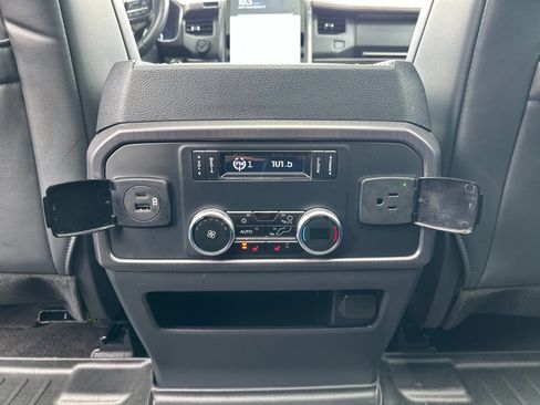 Used 2023 Ford Expedition Platinum AWD/4WD image 22