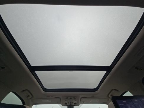 Used 2021 GMC Yukon XL Denali w/ Denali Premium Package image 49