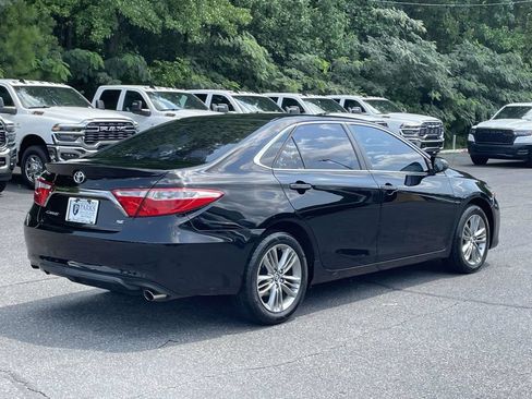 Used 2016 Toyota Camry SE FWD image 8