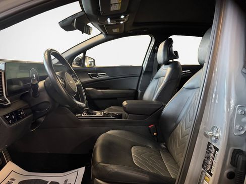 Certified 2025 Kia Sportage X-Pro AWD/4WD image 12