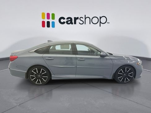 Used 2021 Honda Accord Touring image 6