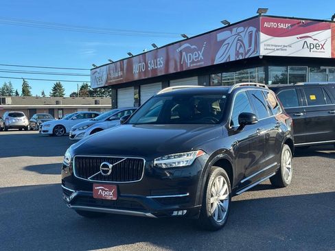 Used 2016 Volvo XC90 T6 Momentum w/ Momentum Plus Package AWD/4WD image 1