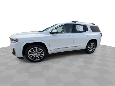 Used 2023 GMC Acadia Denali w/ Denali Ultimate Package AWD/4WD image 4
