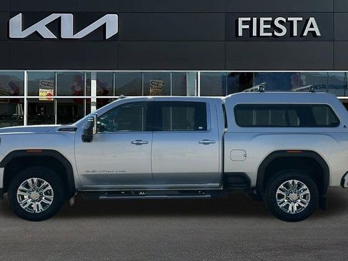 Used 2023 GMC Sierra 3500 Denali w/ Denali Ultimate Package image 4