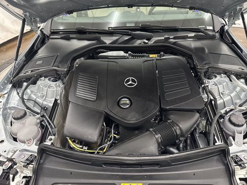 Used 2025 Mercedes-Benz C 300 Sedan image 31