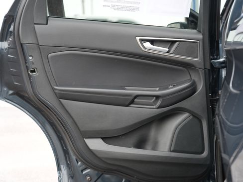 Used 2023 Ford Edge SEL w/ Convenience Package image 24