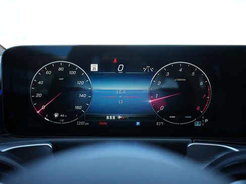 New 2026 Mercedes-Benz GLB 250 4MATIC image 15