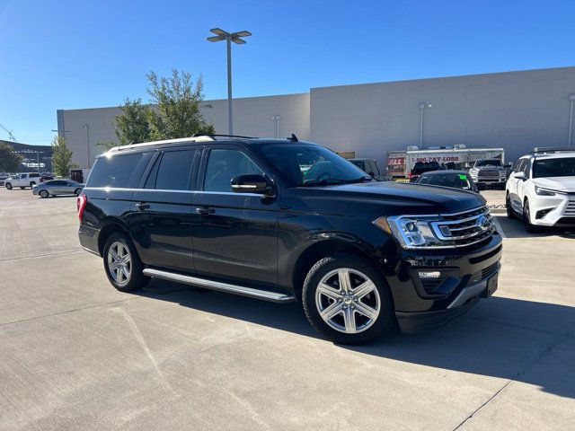 Used 2020 Ford Expedition Max XLT w/ Equipment Group 202A AWD/4WD image 2