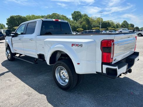 Used 2026 Ford F450 Platinum w/ Platinum Plus Package image 3