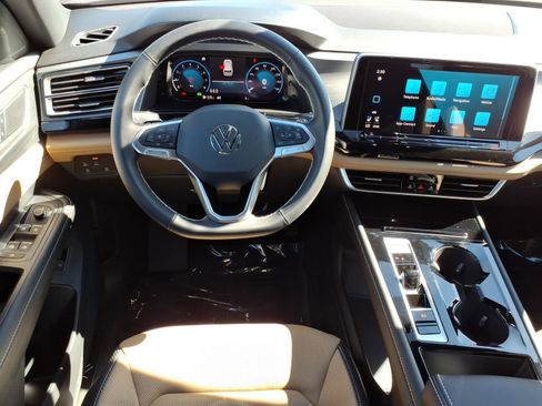New 2026 Volkswagen Atlas Cross Sport SE image 12