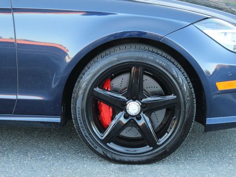 Used 2014 Mercedes-Benz CLS 550 4MATIC image 41