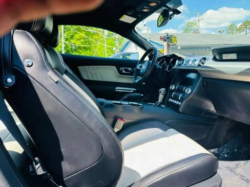 Used 2015 Ford Mustang 50 Years RWD image 11