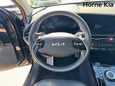 Certified 2024 Kia Niro Wave image 16