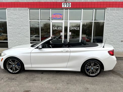 Used 2016 BMW M235i Coupe image 21