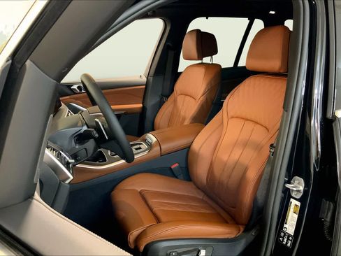 New 2026 BMW X5 xDrive40i w/ Executive Package AWD/4WD image 9