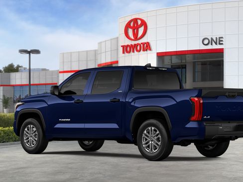 New 2026 Toyota Tundra SR5 w/ SR5 Convenience Package AWD/4WD image 69