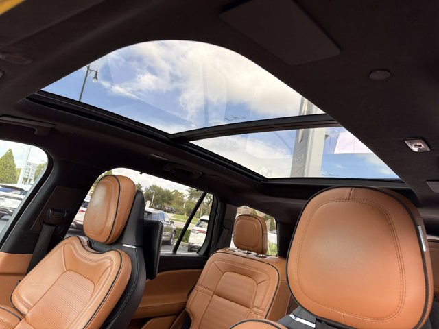 Used 2020 Lincoln Aviator Black Label w/ Dynamic Handling Package AWD/4WD image 35