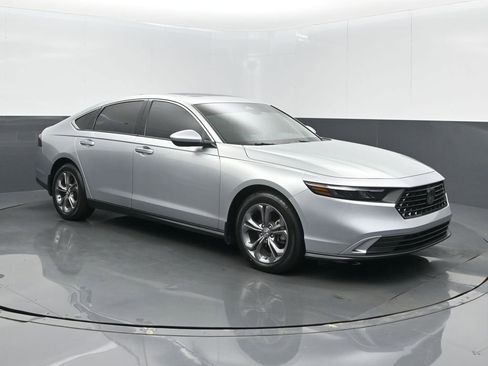 Used 2024 Honda Accord EX image 1